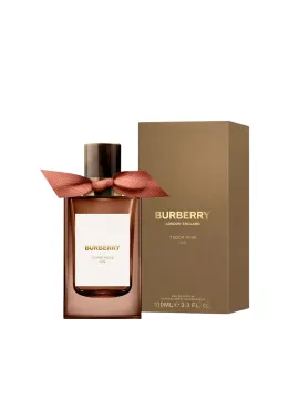 Burberry Signatures Tudor Rose Eau De Parfum | The DeLaMode